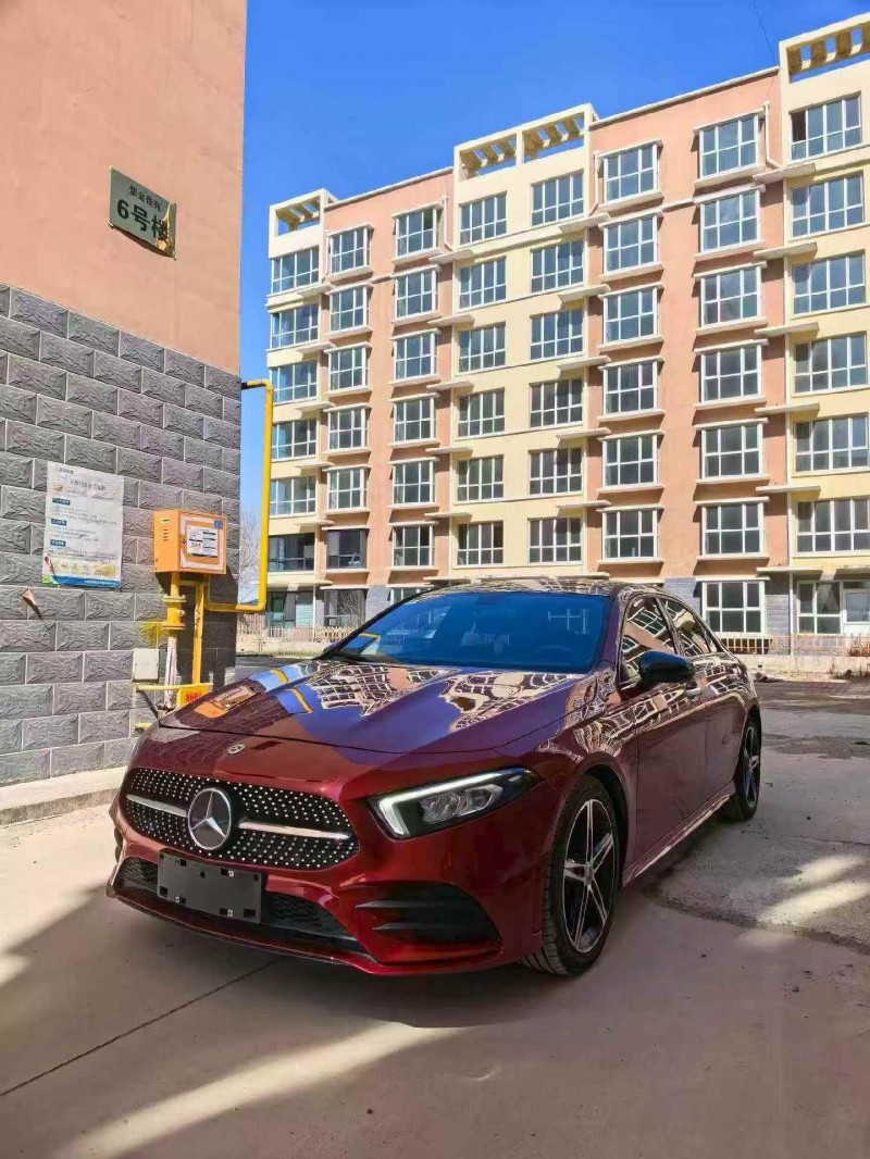 秦皇岛19年奔驰A2