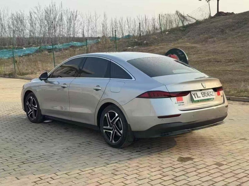 郑州25年荣威D79