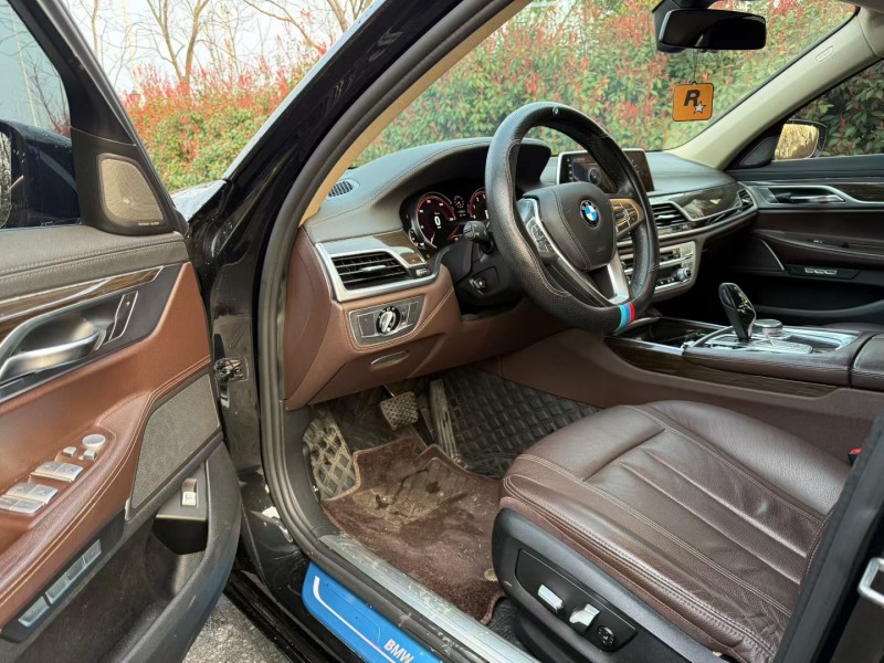 武漢16年寶馬7系6