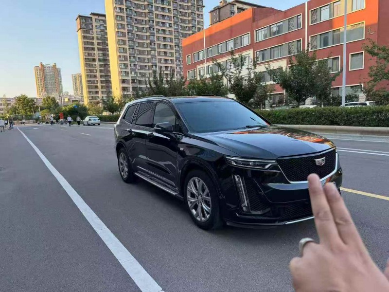 煙臺21年凱迪拉克XT63