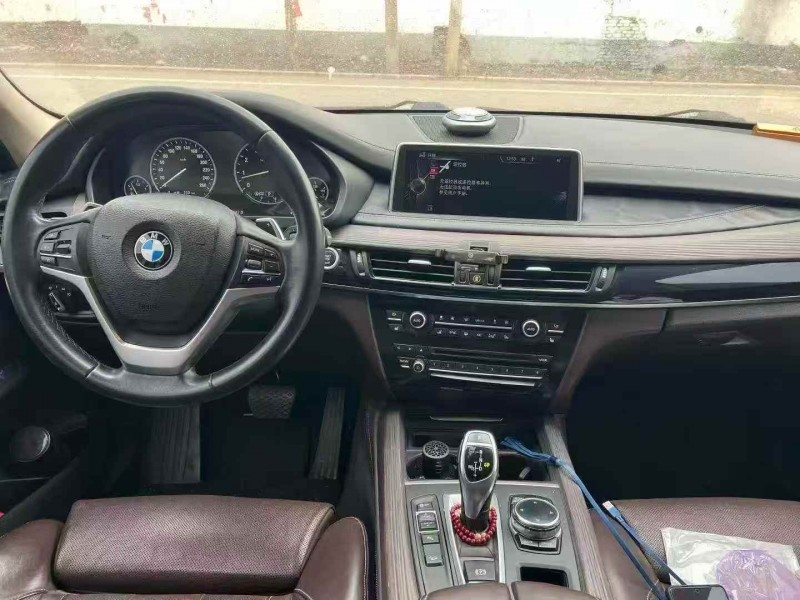 東營14年寶馬X53