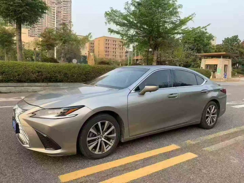 珠海19年雷克薩斯ES3