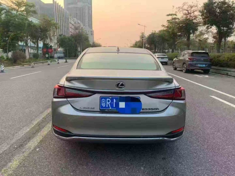 珠海19年雷克薩斯ES8