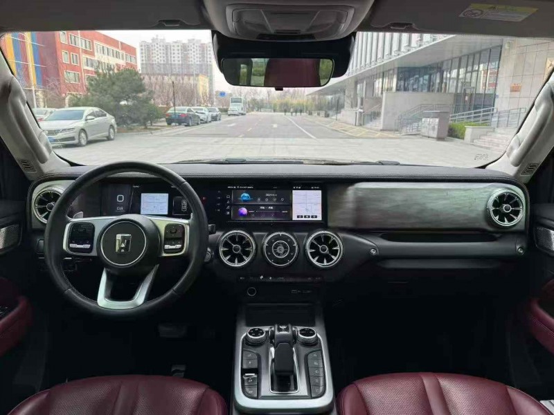 濟寧24年長城汽車坦克5