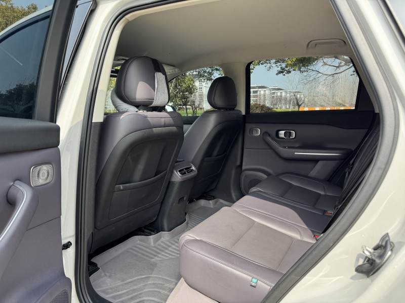 盐城24年零跑汽车C108