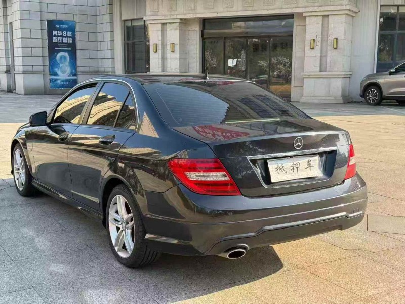 九江14年奔驰C7