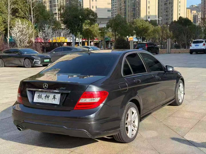 九江14年奔驰C8