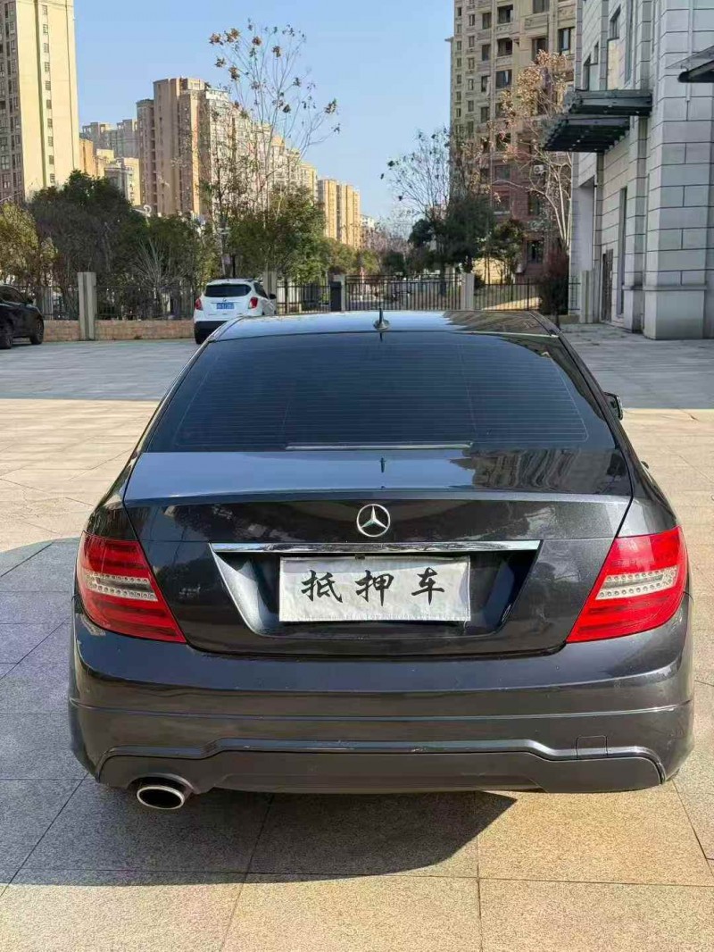 九江14年奔驰C9