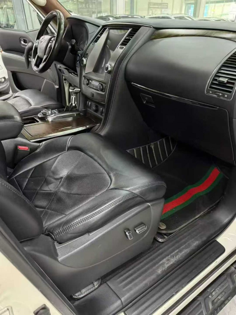 孝感17年日產途樂5