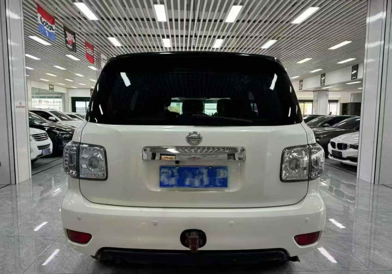 孝感17年日產途樂9