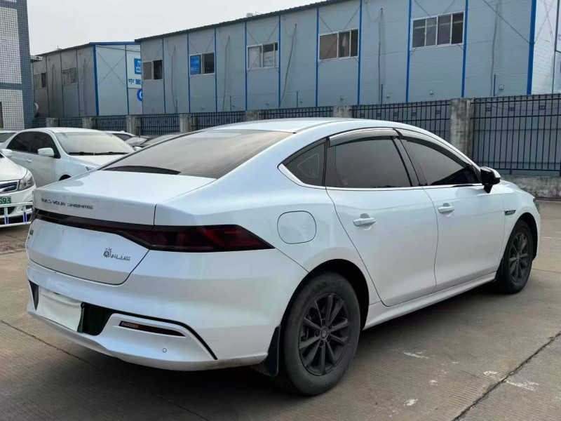 廣州25年比亞迪秦5