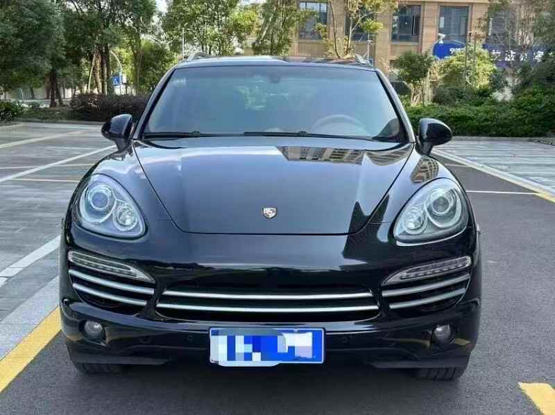 东莞10年保时捷卡宴1