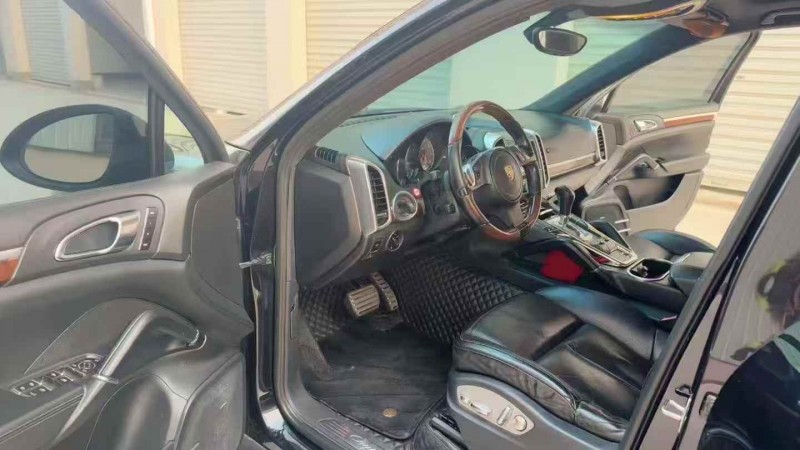 东莞10年保时捷卡宴5