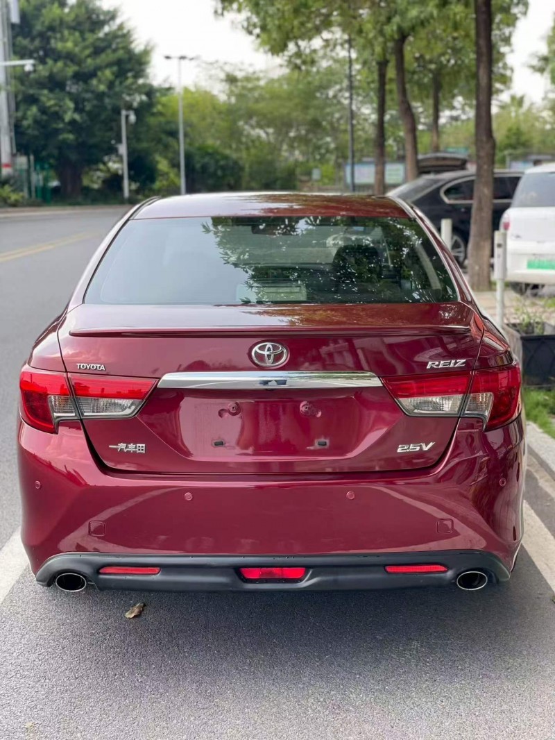 东莞15年丰田锐志5