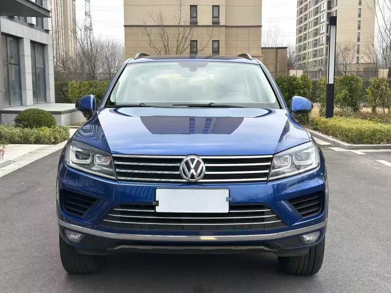 东莞17年大众途锐1