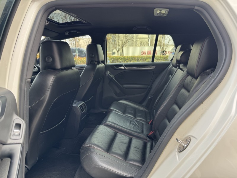 济宁14年大众高尔夫5