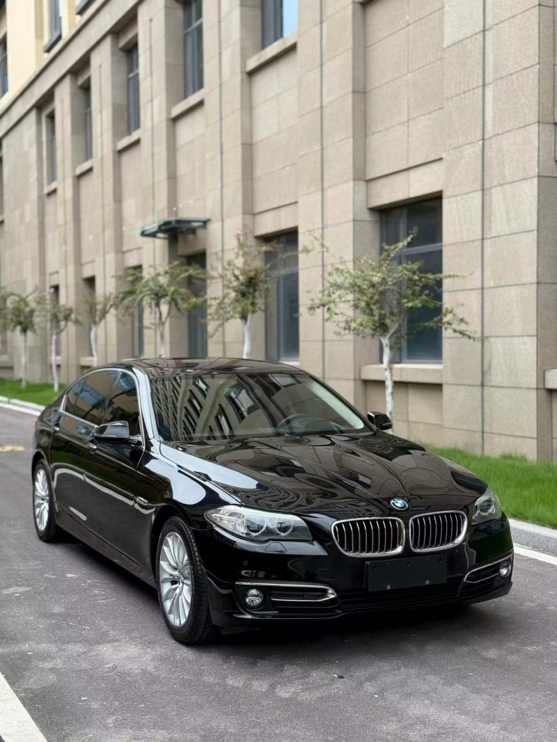 广州16年宝马5系3