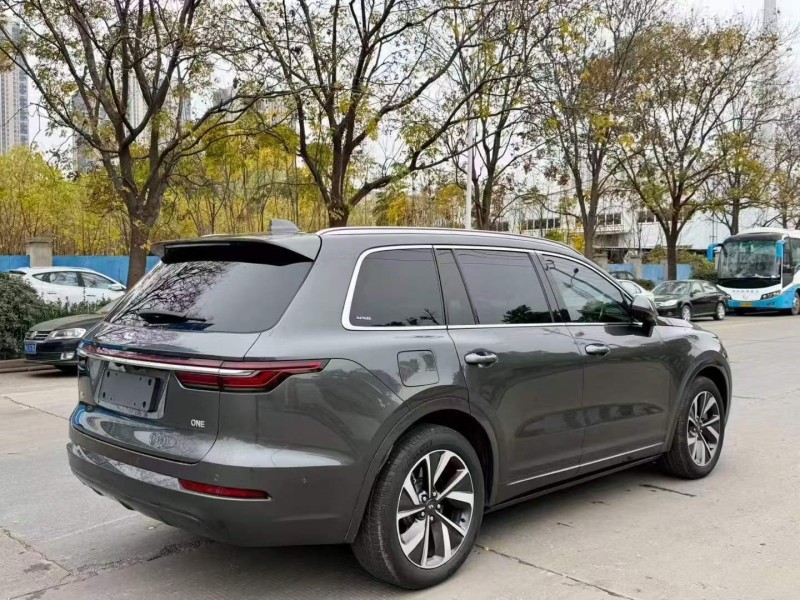 广州22年理想理想ONE7