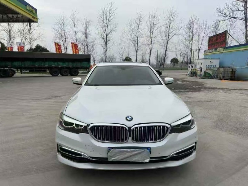 青岛18年宝马5系1