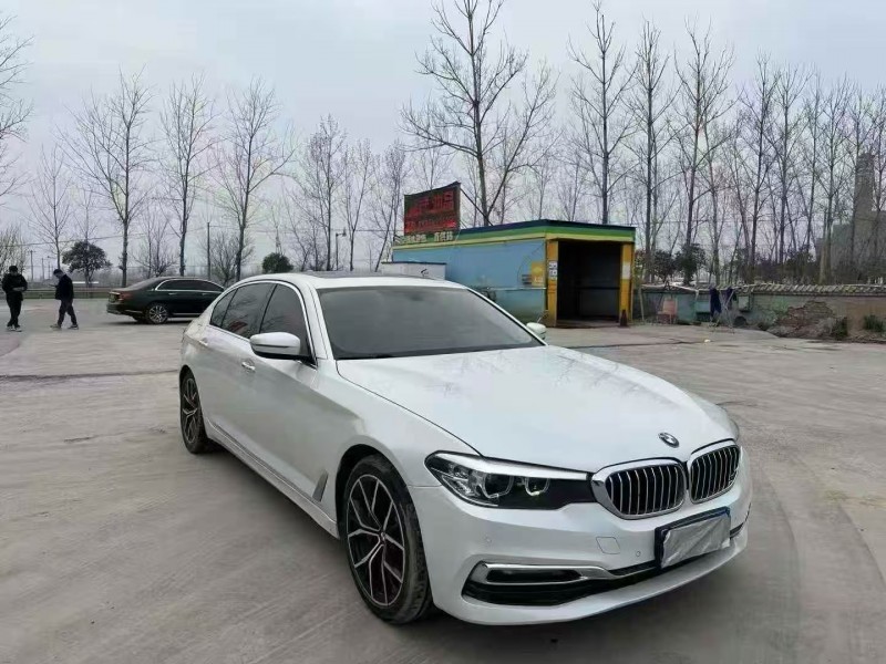 青岛18年宝马5系3