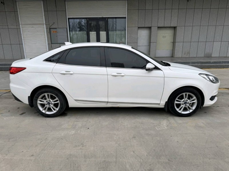 济宁19年福特福睿斯3