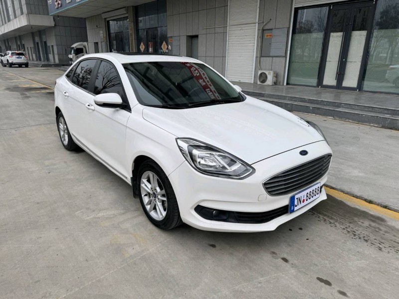 济宁19年福特福睿斯4