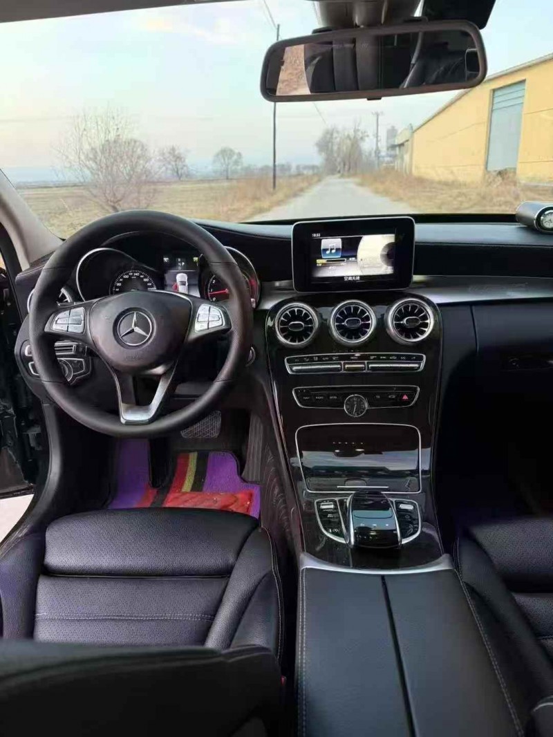 巴彦淖尔17年奔驰C4