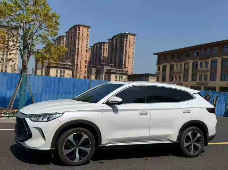 南平23年比亚迪宋3