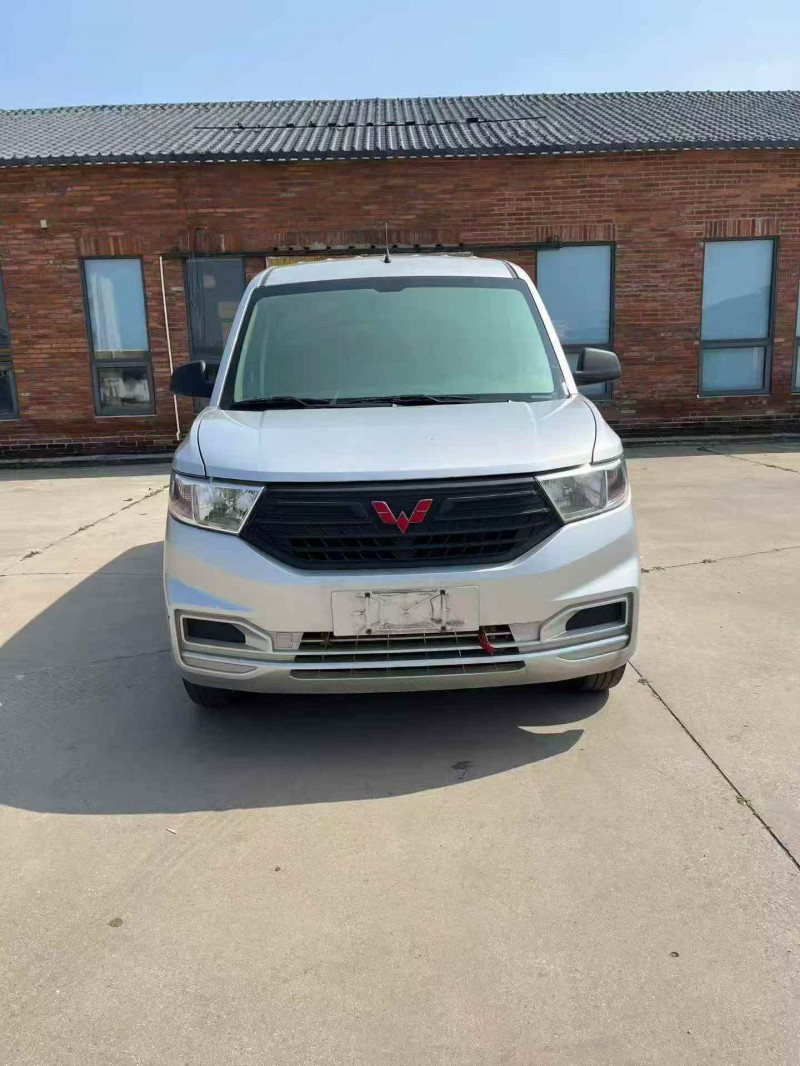 青岛23年五菱汽车宏光1