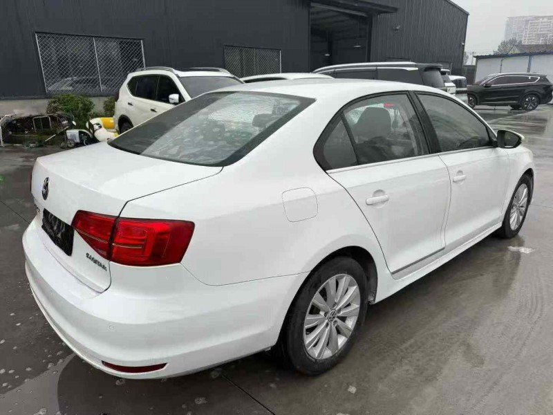 襄阳15年大众速腾7