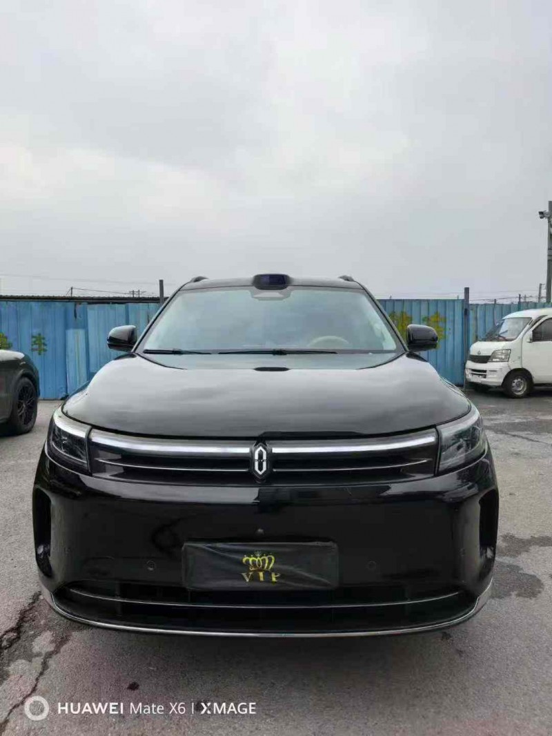 襄陽24年華為智選問界1