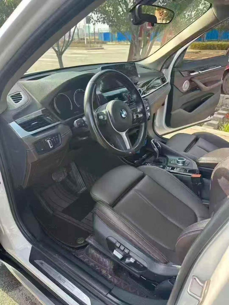 東營21年寶馬X14