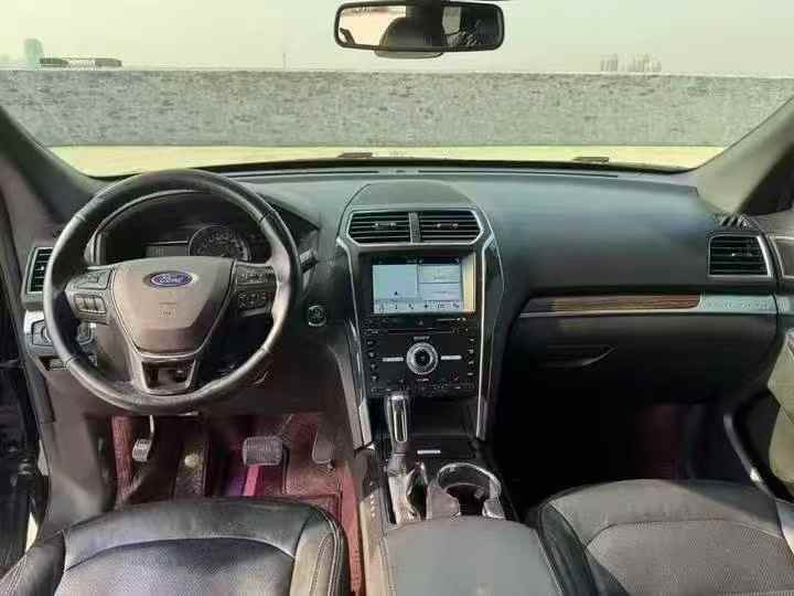 东营19年福特探险者5