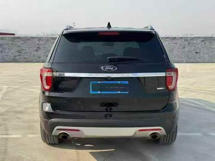 东营19年福特探险者8