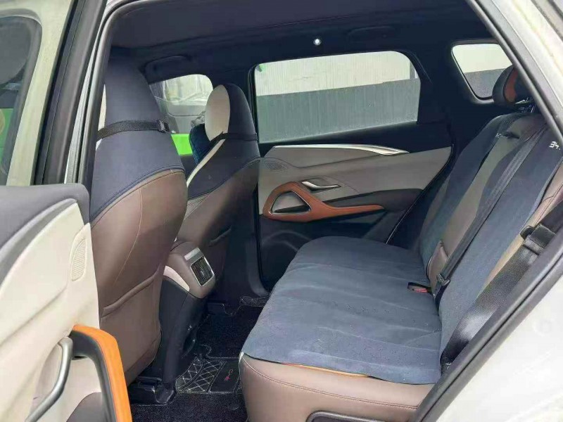 榆林23年比亚迪宋6