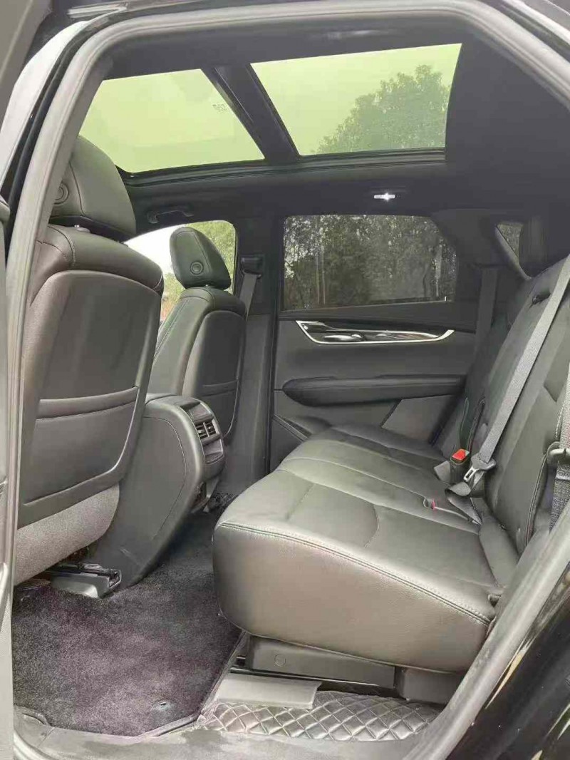 襄阳23年凯迪拉克XT57