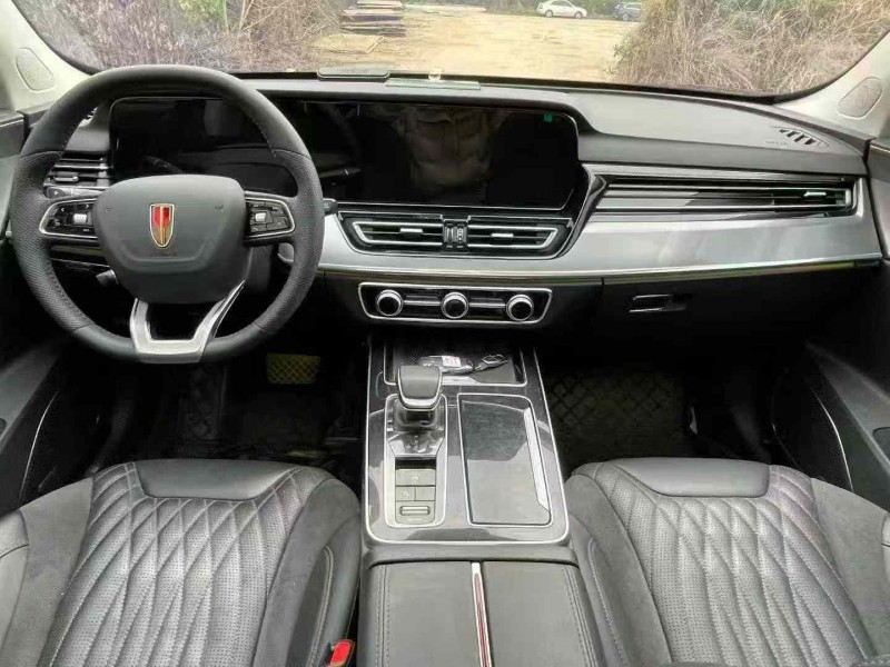 襄阳23年红旗HS59