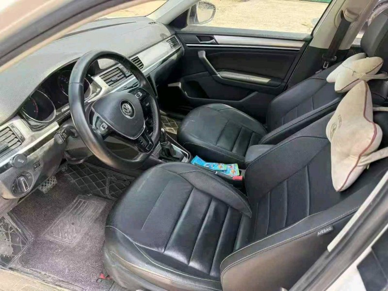 中山18年大众宝来5