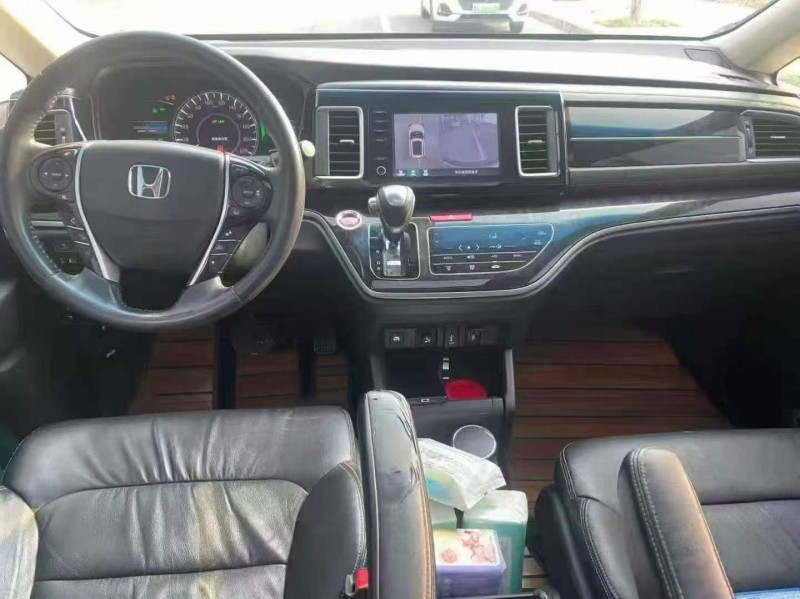 东营19年本田艾力绅5