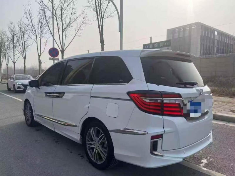 东营19年本田艾力绅7