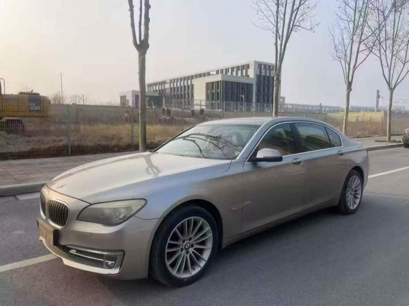 济宁15年宝马7系2