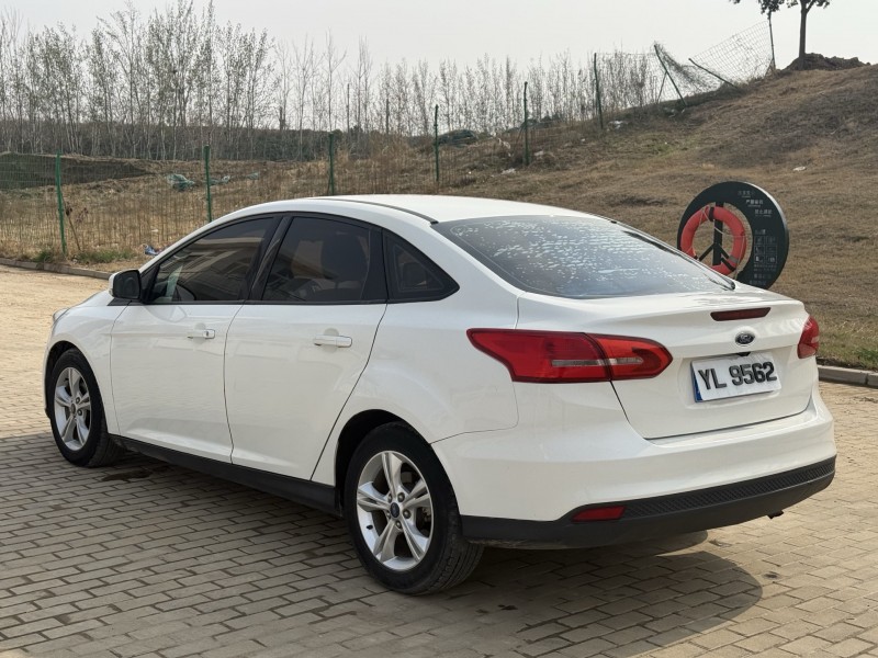 郑州17年福特福睿斯7