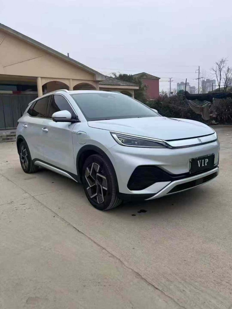 襄阳25年比亚迪元2