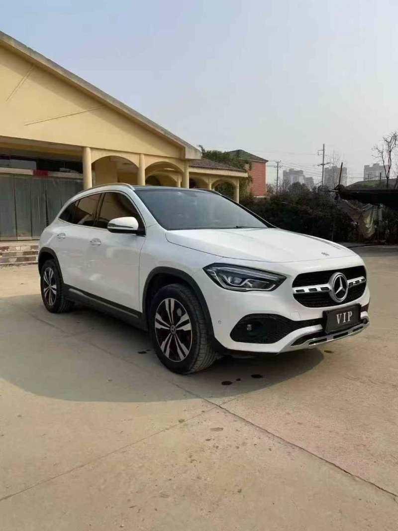 襄阳21年奔驰GLA2