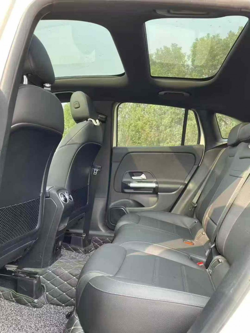 襄阳21年奔驰GLA7