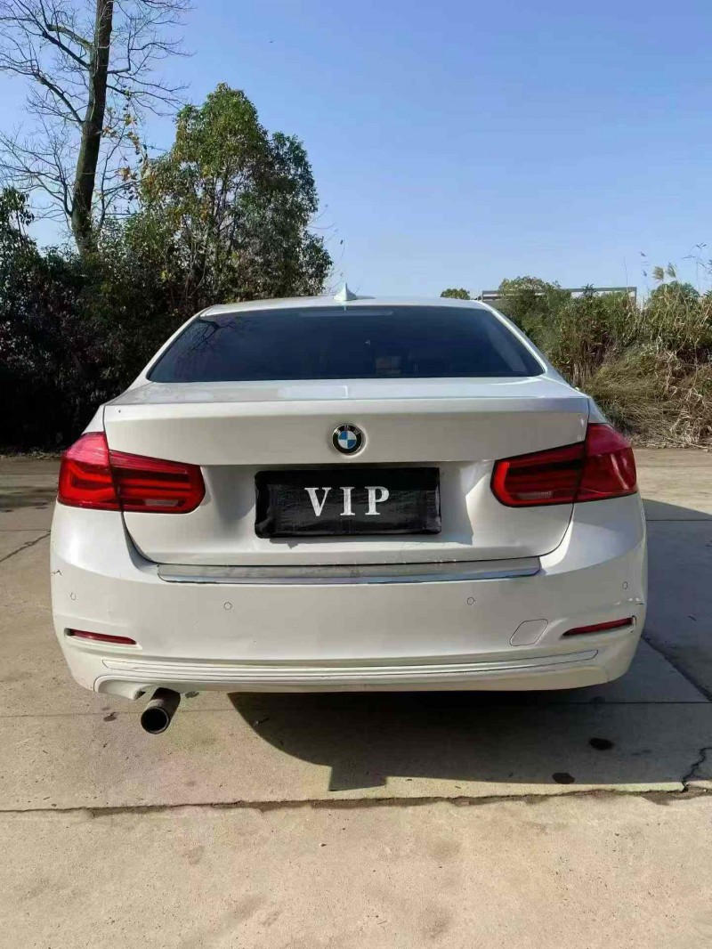 襄阳16年宝马3系9