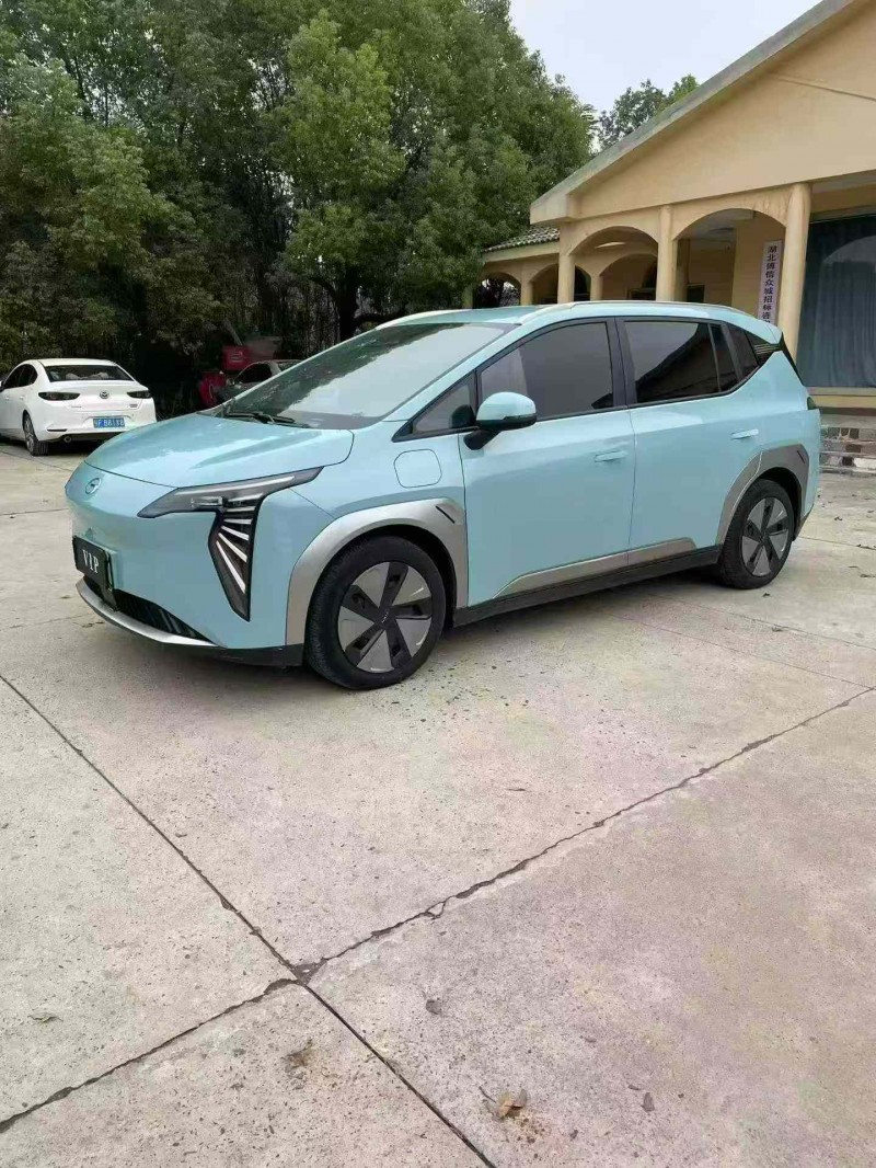 襄阳25年传祺埃安Y5