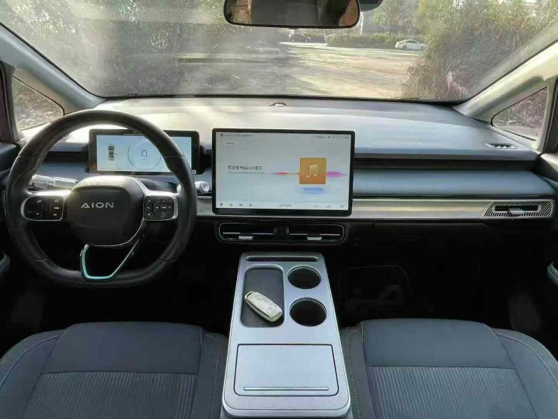 襄阳25年传祺埃安Y7