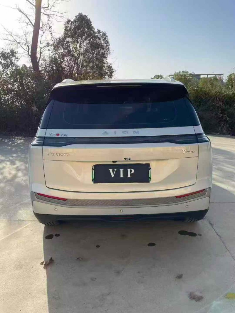 襄阳25年传祺埃安Y8