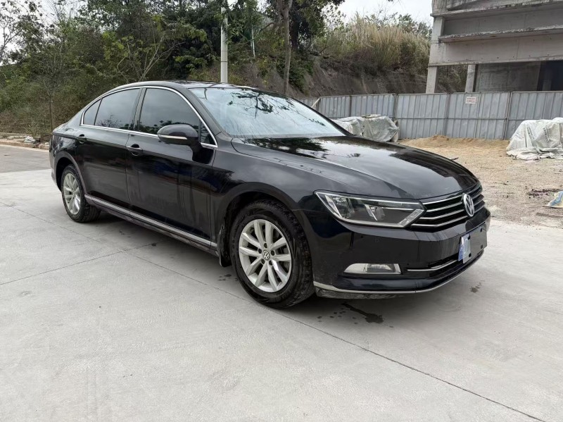 南宁18年大众迈腾2